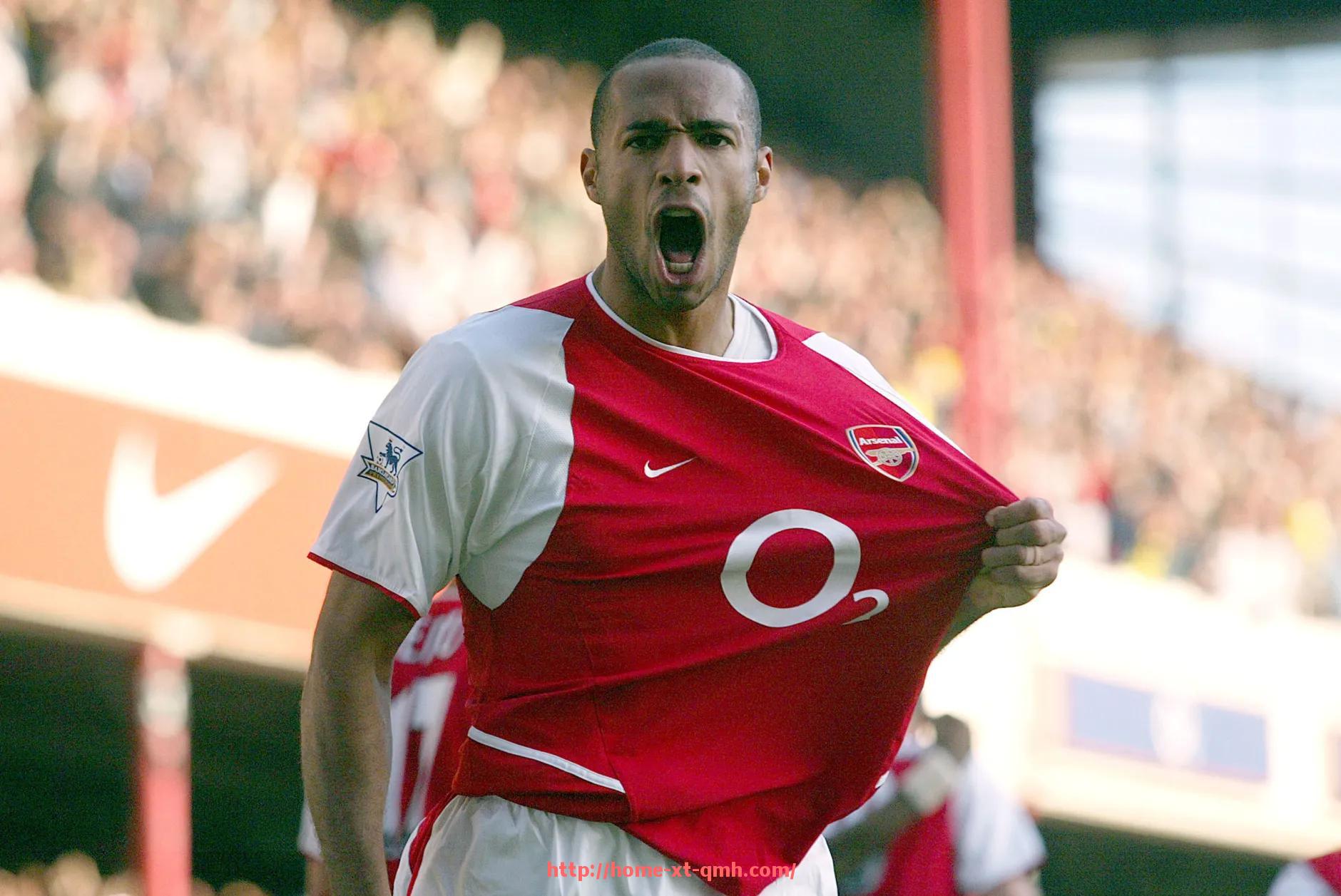 球盟会官网-NBA文字直播：实时数据与评论解析